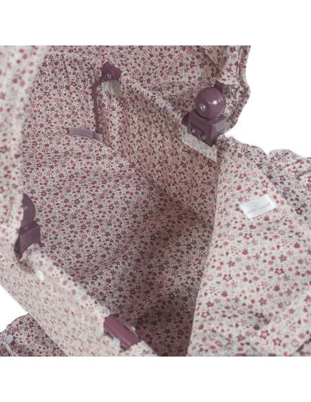 Cuco-Ruedas-Grandes-Cherry-Flores-Interior