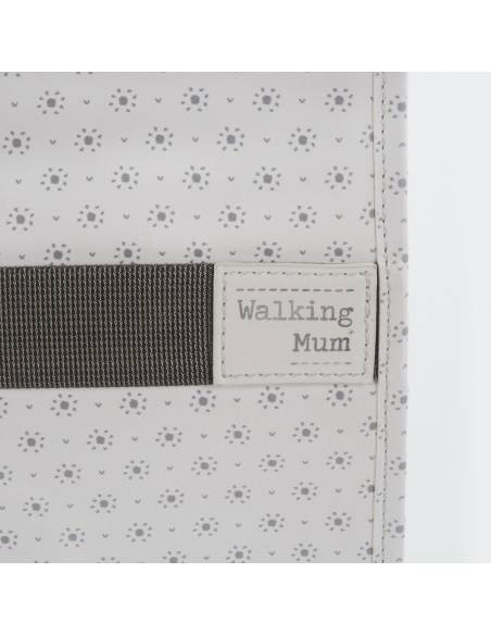 Walking-Mum-Libro-De-Nacimiento-Archie-Detalle