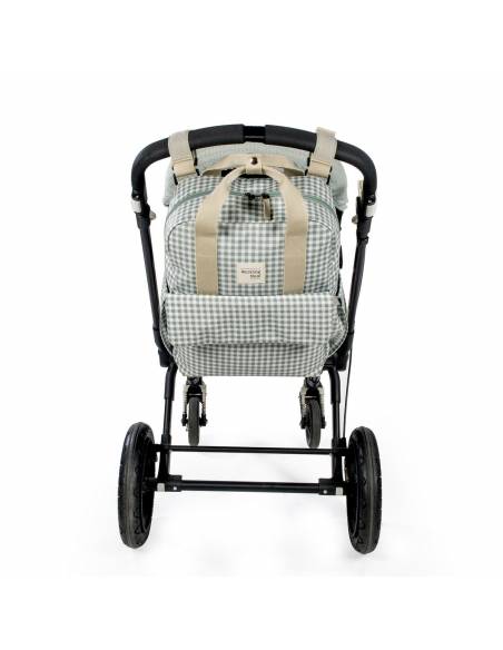 Walking-Mum-Mochila-I-Love-Vichy-Verde-Colocacion-En-La-Silla-De-Paseo